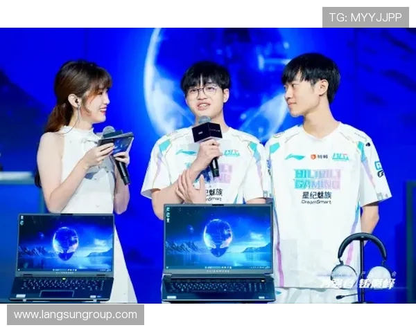 《电竞行业新趋势：2025年顶级战队转会动态与赛事生态变化》