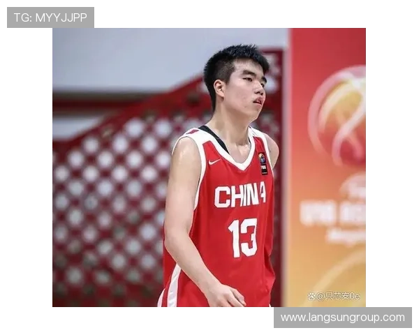 中国男篮逆袭胜韩国 全队展现顽强拼搏精神迎接下一阶段挑战