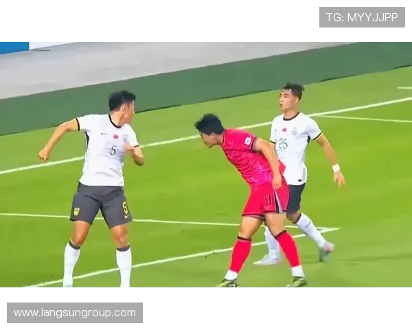 中国足球迎来新生代崛起 青训改革成关键突破口推动国家队发展