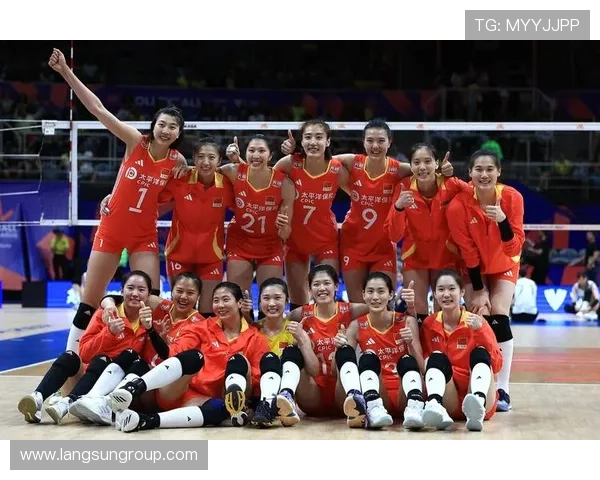 中国女排强势夺冠再创辉煌全民热议掀起排球新风潮