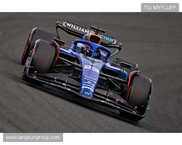 新赛季F1车队竞争升级冠军之争再掀激烈风暴赛场动向受关注热度高