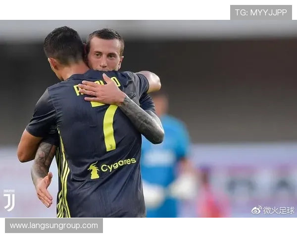 百年热那亚俱乐部的荣耀传承与意甲沉浮复兴传奇故事