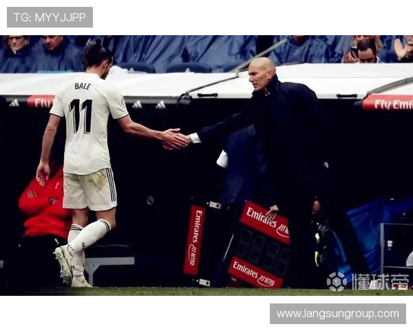 马略卡俱乐部新赛季备战提速多线引援目标浮出水面球队管理层战略调整引关注